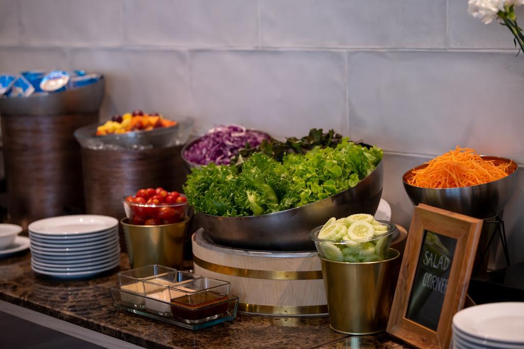 Jasmine 59 Hotel Bangkok Kültér fotó A salad bar