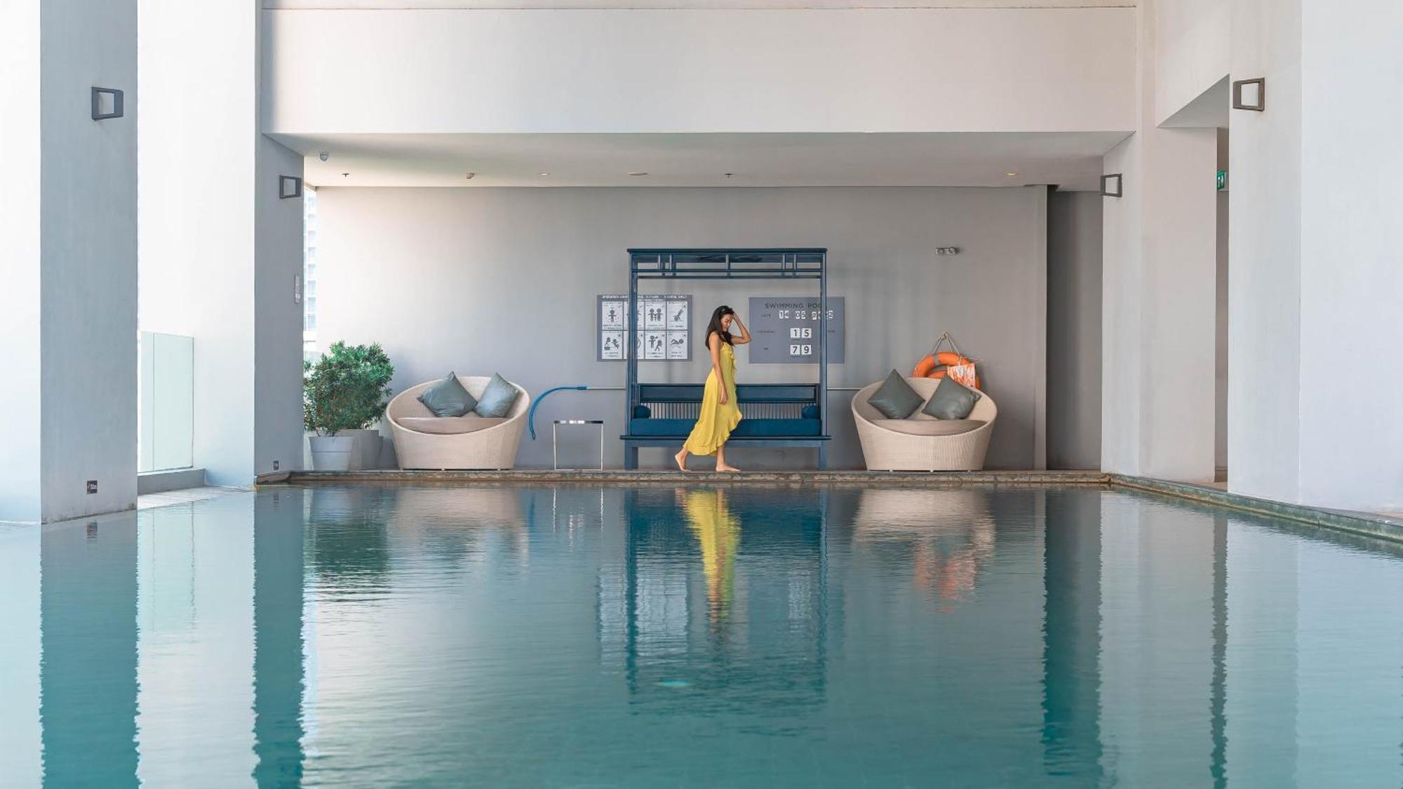 Jasmine 59 Hotel Bangkok Kültér fotó The swimming pool at the hotel
