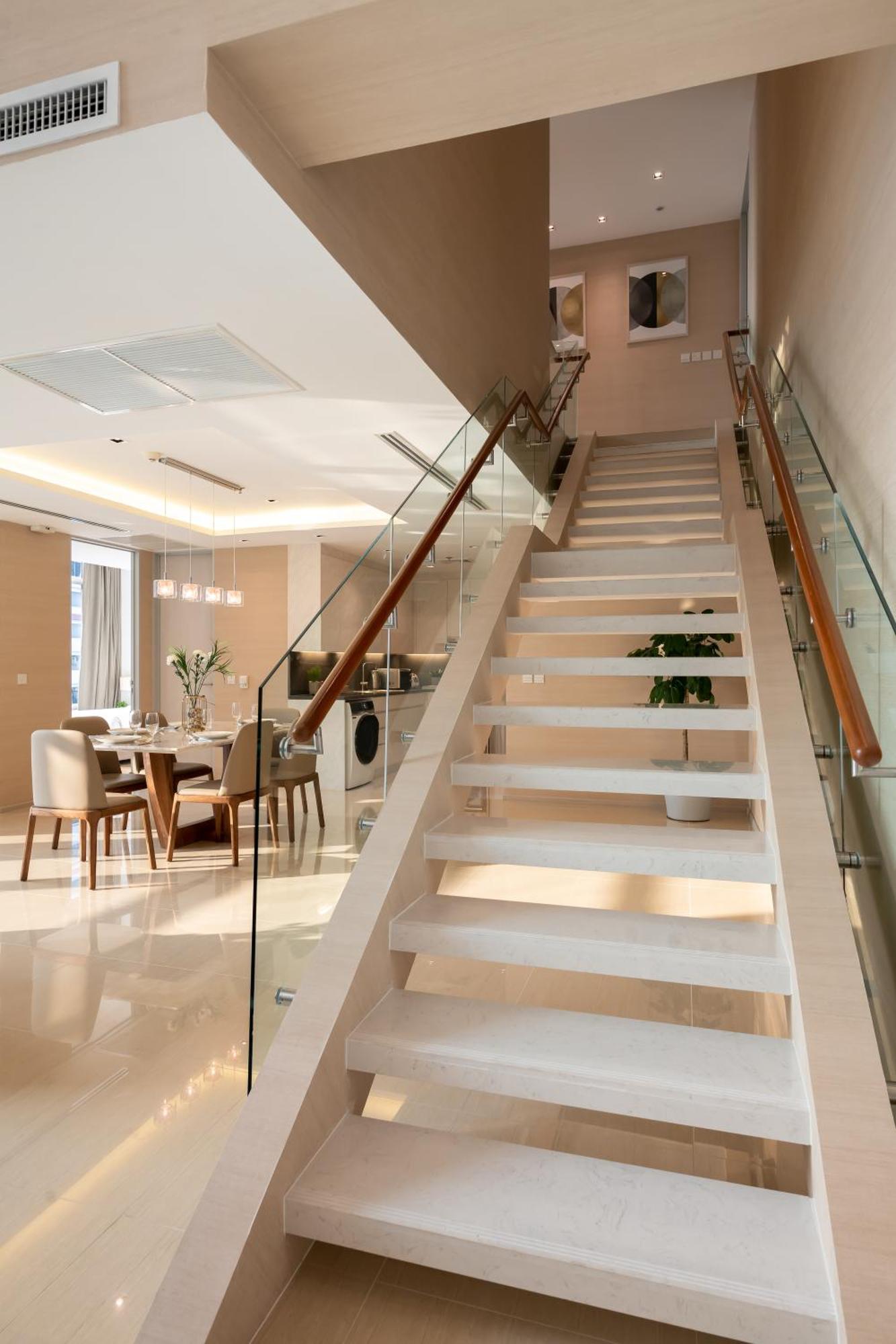 Jasmine 59 Hotel Bangkok Kültér fotó A staircase with a glass balustrade