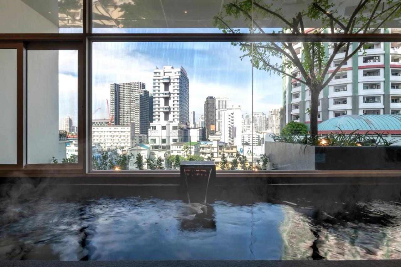 Jasmine 59 Hotel Bangkok Kültér fotó A rendering of the rooftop pool at the hotel